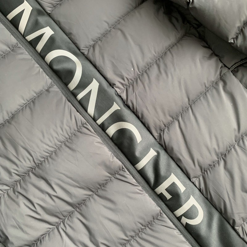 Moncler Short  men