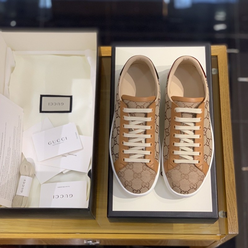 G*u*i sneakers S*pport chip phone sensing