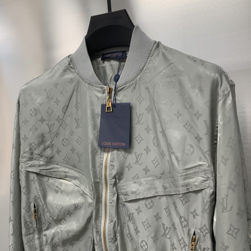 L0*is V*t0n Fully printed dark patterned floral lightweight jacket