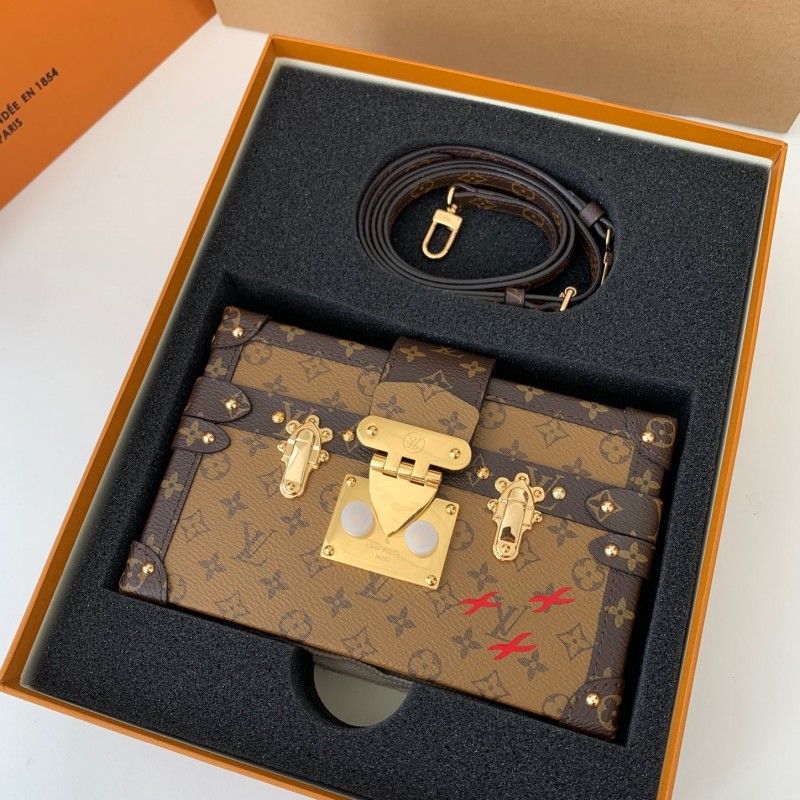 L0*is V*t0n Petite Malle Brown monogram reverse M44154，Size：19*15*5cm