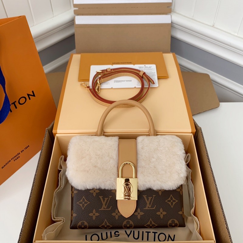 L0*is V*t0n LOCKY BB frame M46318 size：20*16*7.5cm