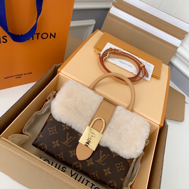 L0*is V*t0n LOCKY BB frame M46318 size：20*16*7.5cm