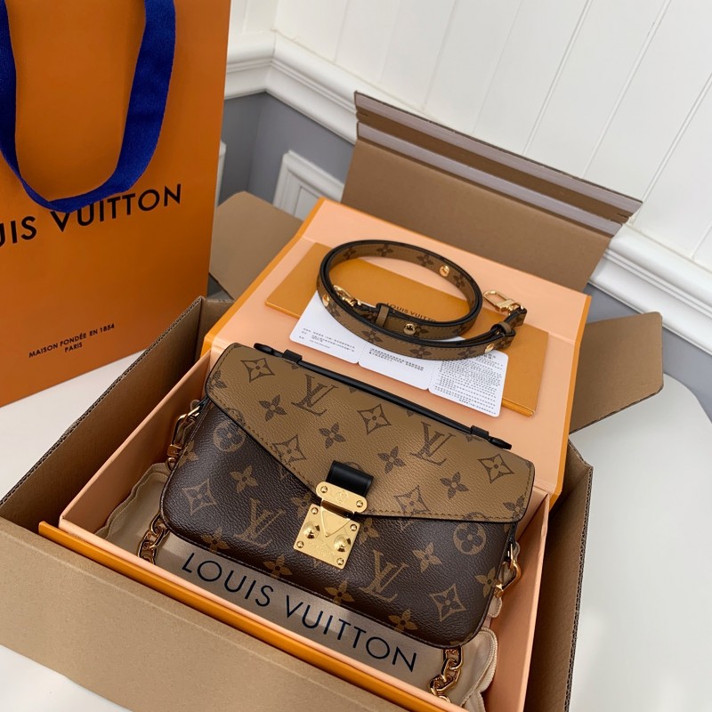 L0*is V*t0n Pochette Metis EAST WEST messenger bag M46225，size：21.5*13.5*6CM