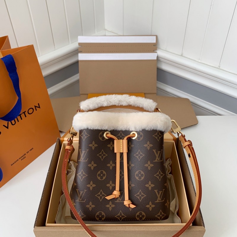 L0*is V*t0n NEONOE BB bucket M46319 size:20*20*13cm