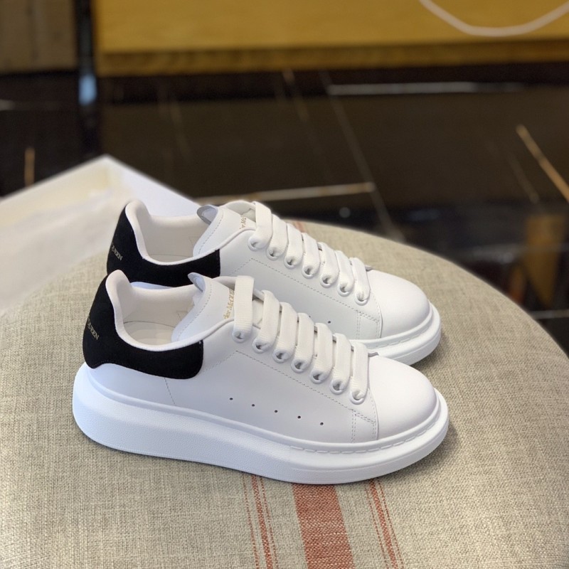 Ale*d*r M*Q*en MQ Black velvet tail Sneakers