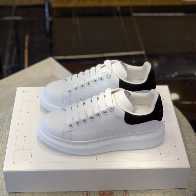 Ale*d*r M*Q*en MQ Black velvet tail Sneakers