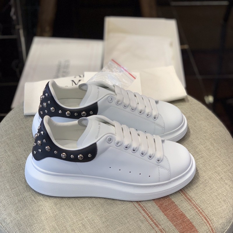 Ale*d*r M*Q*en MQ Cross nail tail Sneakers