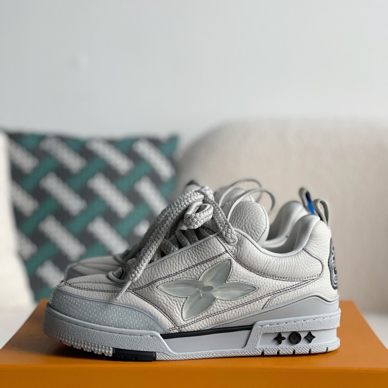 L0*is V*t0n Skate Sneakers