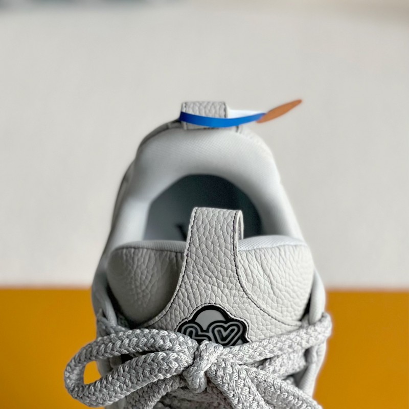 L0*is V*t0n Skate Sneakers