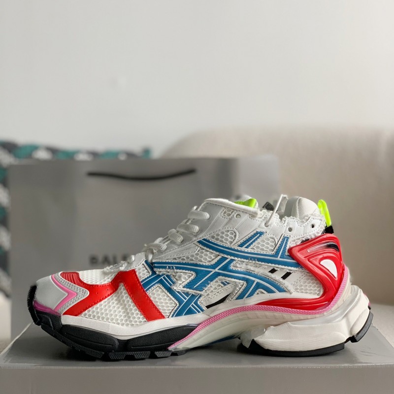 Ba*len*cia*ga sneakers