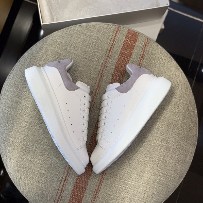 Ale*d*r M*Q*en MQ Light gray velvet tail Sneakers