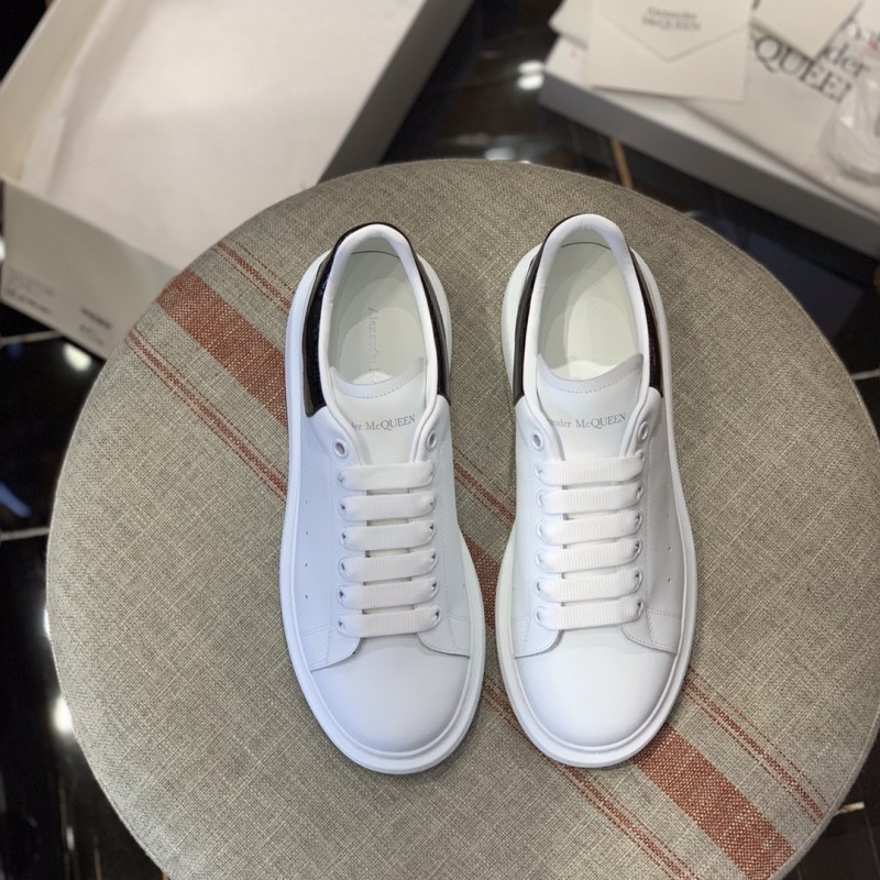 Ale*d*r M*Q*en MQ Grey paint snake-grain pattern tail Sneakers