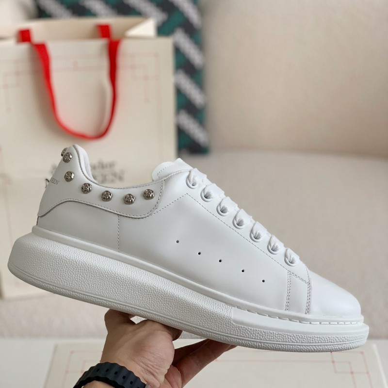 Ale*d*r M*Q*en MQ White Rose nail tail Sneakers