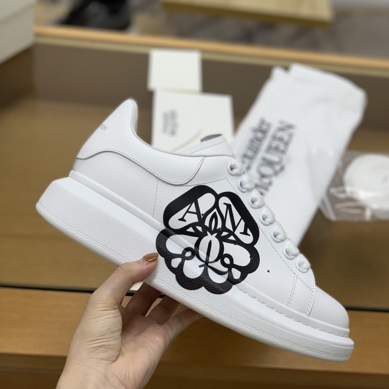 Ale*d*r M*Q*en MQ 3D white bloom Sneakers