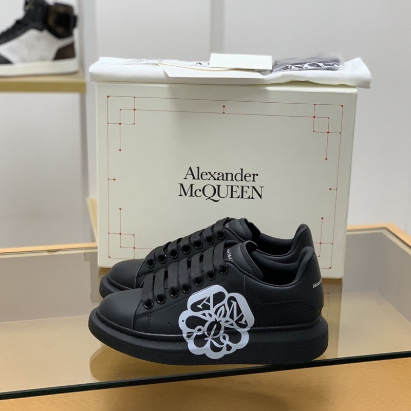 Ale*d*r M*Q*en MQ 3D black bloom Sneakers