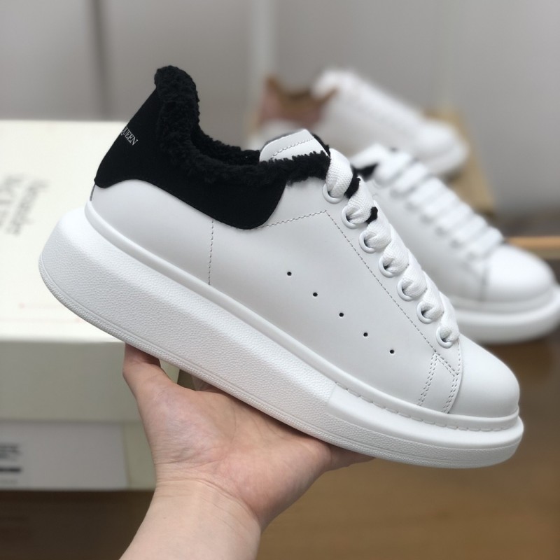 Ale*d*r M*Q*en MQ Black velvet Lining Sneakers