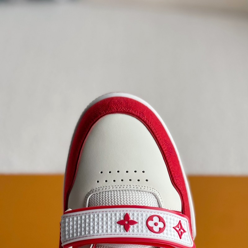 L0*is V*t0n TRAINER Sneakers