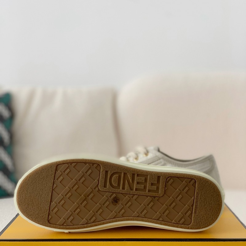 F**di Canvas shoe Sneakers