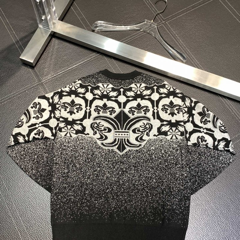 Ch**me He**ts crew neck sweater