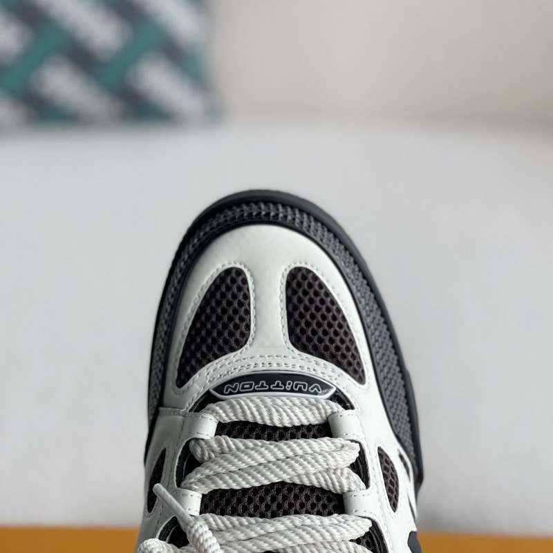 L0*is V*t0n Skate Sneakers