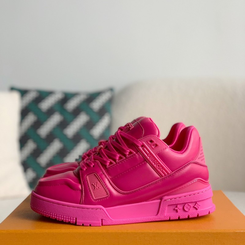 L0*is V*t0n Trainer Sneakers