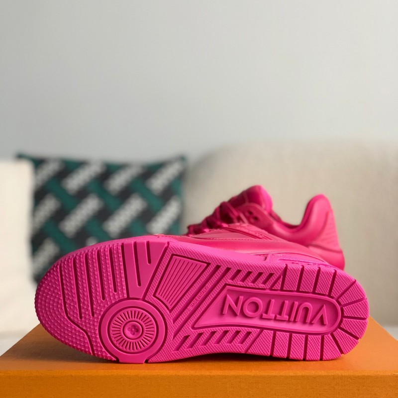 L0*is V*t0n Trainer Sneakers