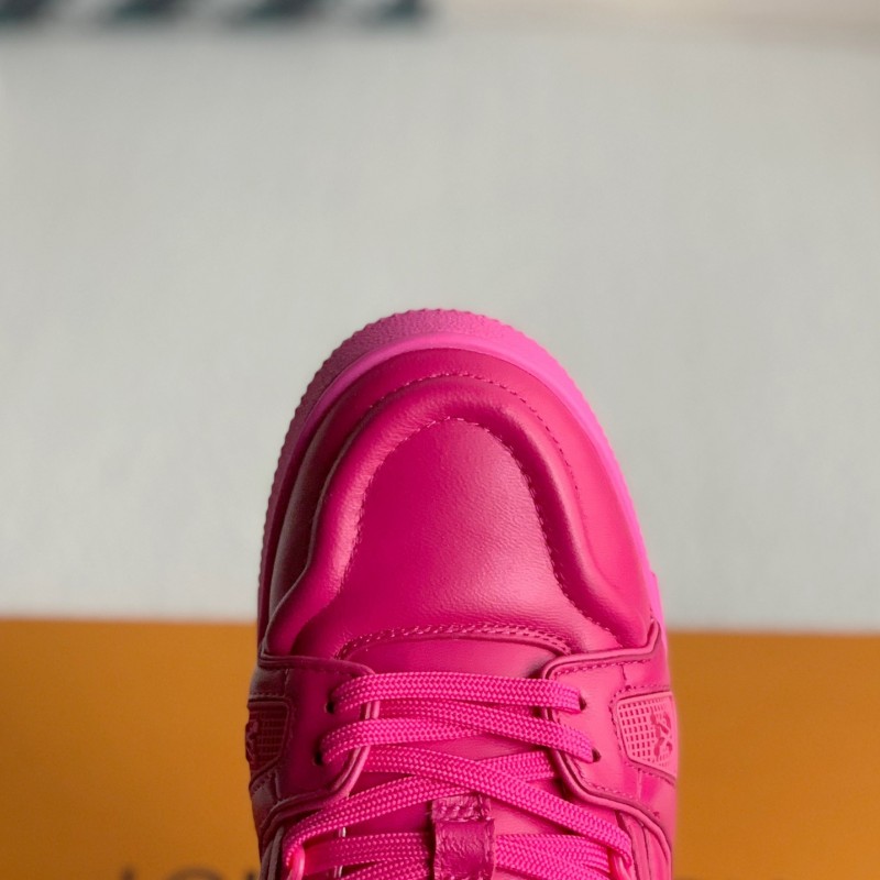 L0*is V*t0n Trainer Sneakers