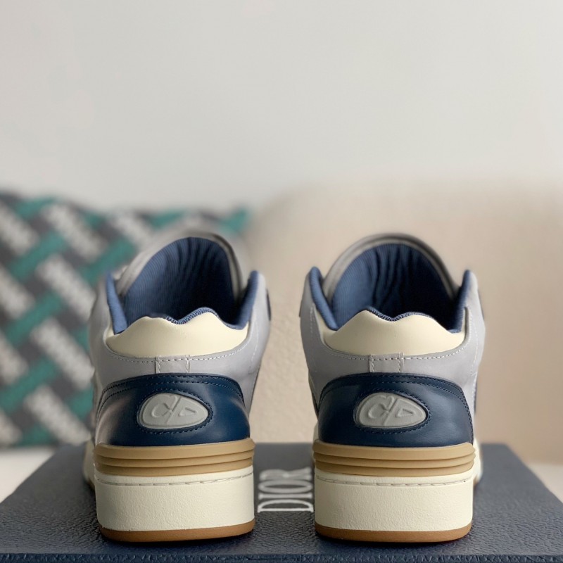 D*0r B57 New Sneaker