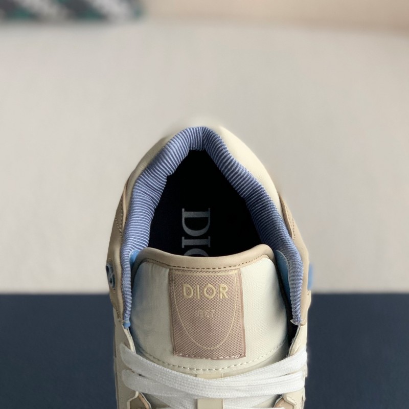 D*0r B57 New Sneaker