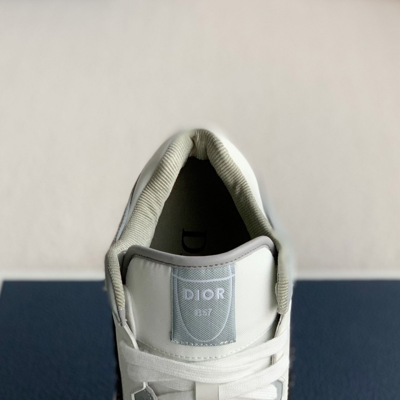 D*0r B57 New Sneaker
