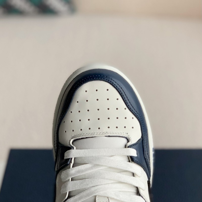 D*0r B57 New Sneaker