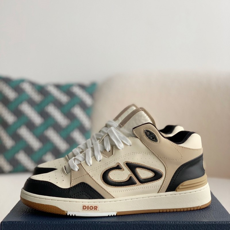 D*0r B57 New Sneaker
