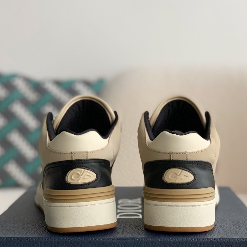 D*0r B57 New Sneaker