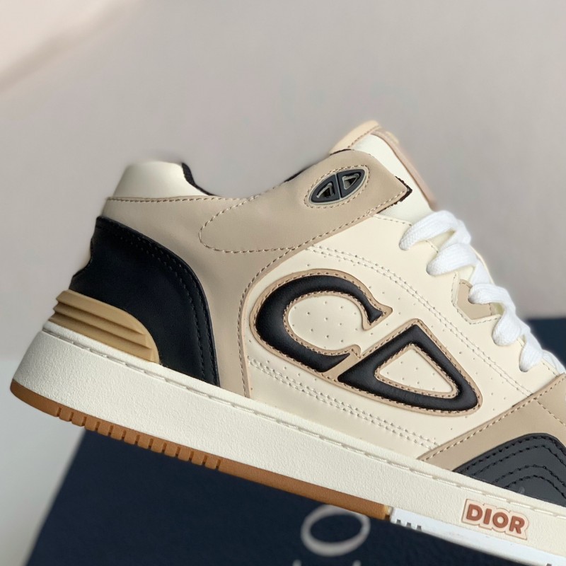 D*0r B57 New Sneaker