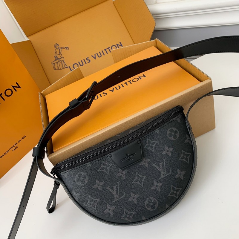 L0*is V*t0n AutumnWinter New LV MOON CROSSBODY Handbag M23835, Top Quality Size: 24.5 * 16 * 4.5c