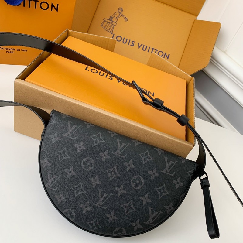 L0*is V*t0n AutumnWinter New LV MOON CROSSBODY Handbag M23835, Top Quality Size: 24.5 * 16 * 4.5c