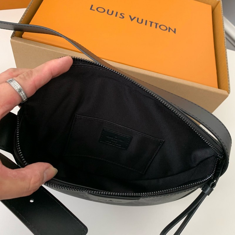 L0*is V*t0n AutumnWinter New LV MOON CROSSBODY Handbag M23835, Top Quality Size: 24.5 * 16 * 4.5c