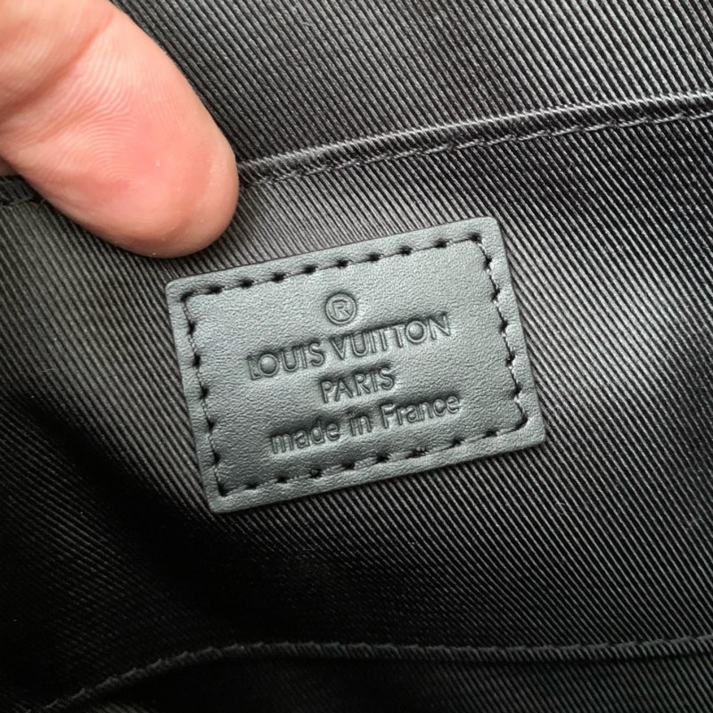 L0*is V*t0n AutumnWinter New LV MOON CROSSBODY Handbag M23835, Top Quality Size: 24.5 * 16 * 4.5c