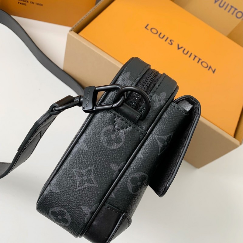 L0*is V*t0n AutumnWinter New STEAMER Black Flower Messenger Bag M46795, Top Quality