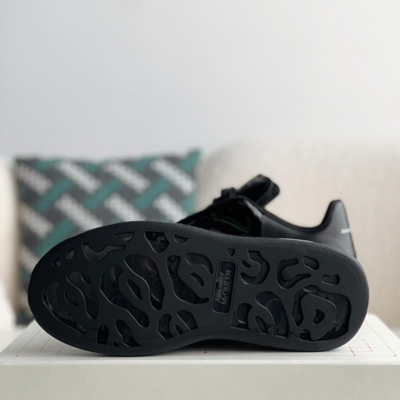 Ale*d*r M*Q*en MQ golden cowhide tail Air cushion bottom Sneakers