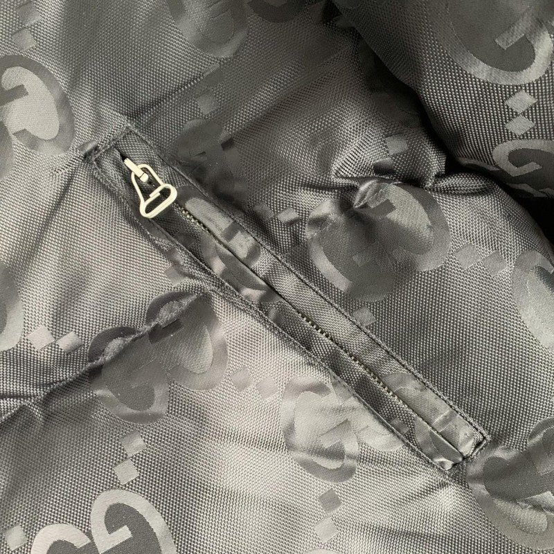 G*u*i Boys Down jacket