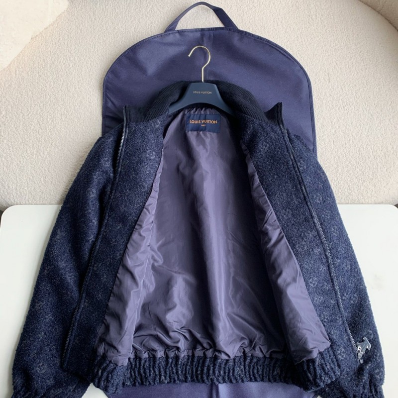 L0*is V*t0n casual hoodie denim jacket