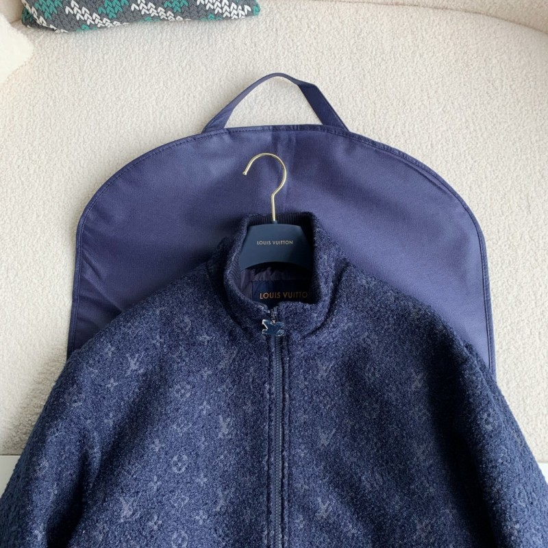 L0*is V*t0n casual hoodie denim jacket