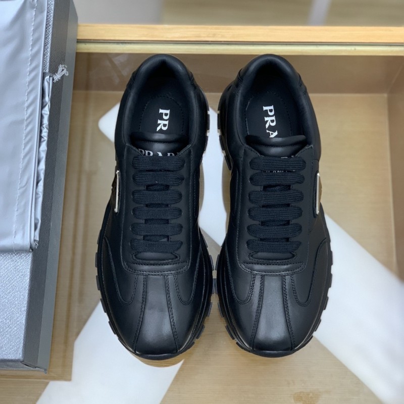 Pra*a Sneakers