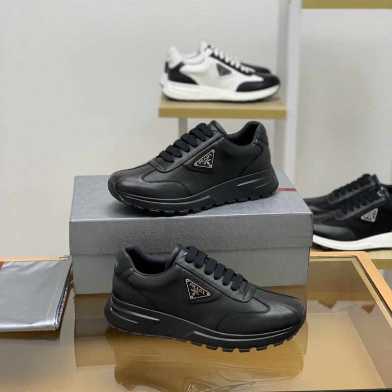 Pra*a Sneakers