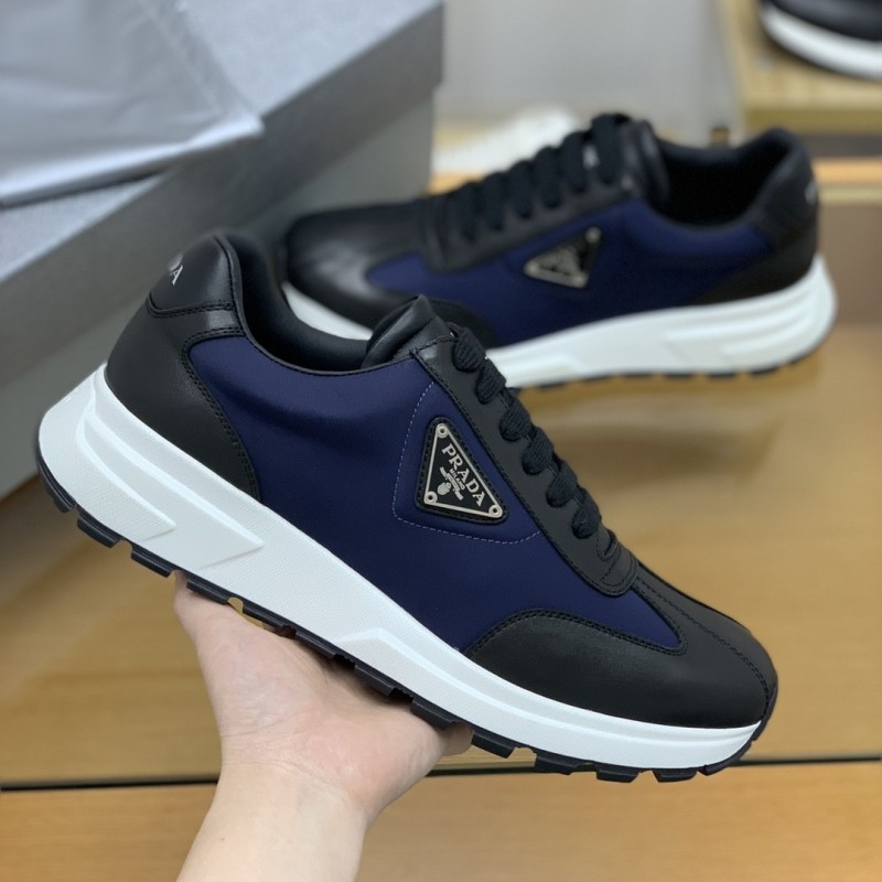 Pra*a Sneakers