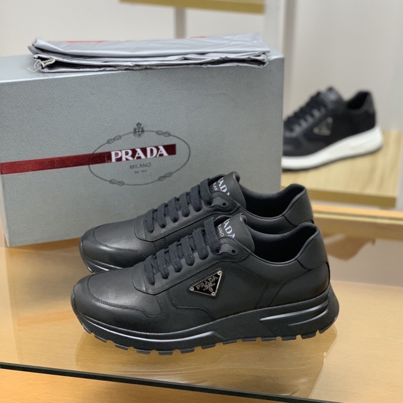 Pra*a Sneakers