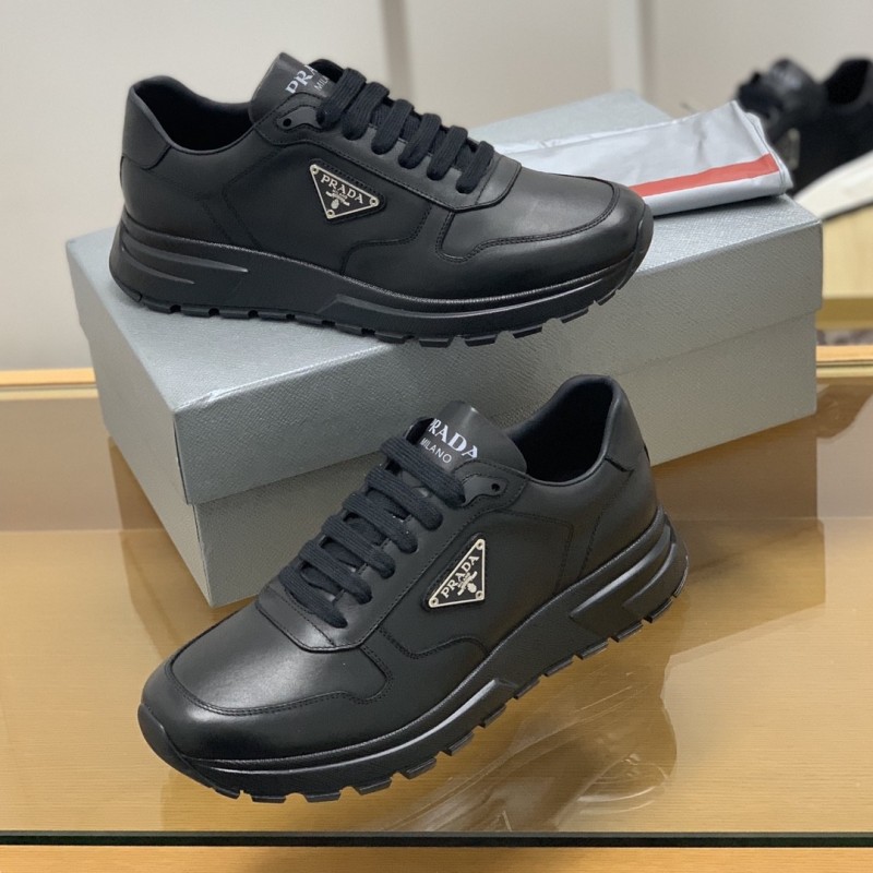Pra*a Sneakers