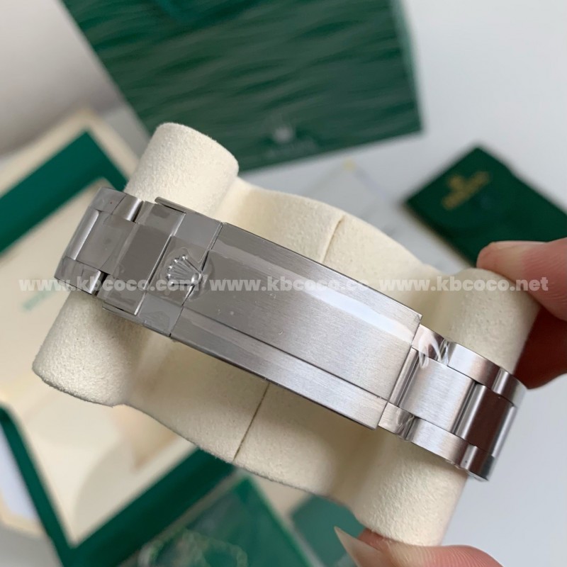 R*l*x Submariner Series 40 Men