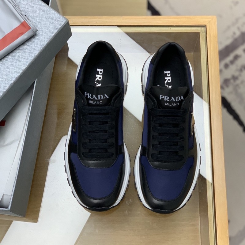 Pra*a Sneakers